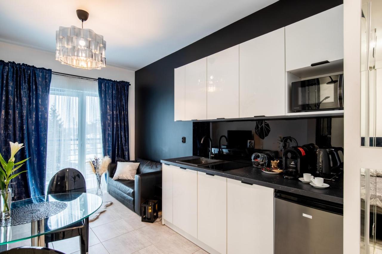 Nowoczesny Apartament Glamour Lodz Z Prysznicem Posrodku - Dostep Na Kod, Parking Exterior foto